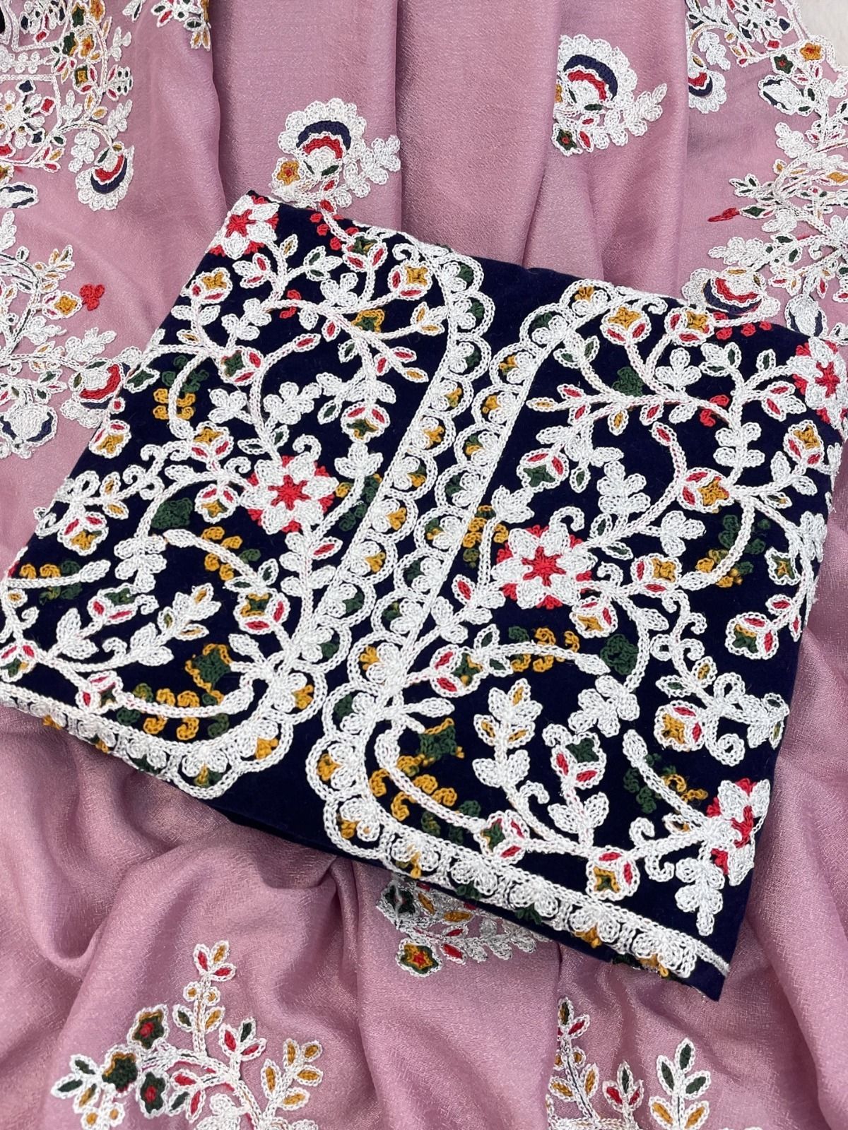 Baby Pink Silk Saree with Thread Work, view 4