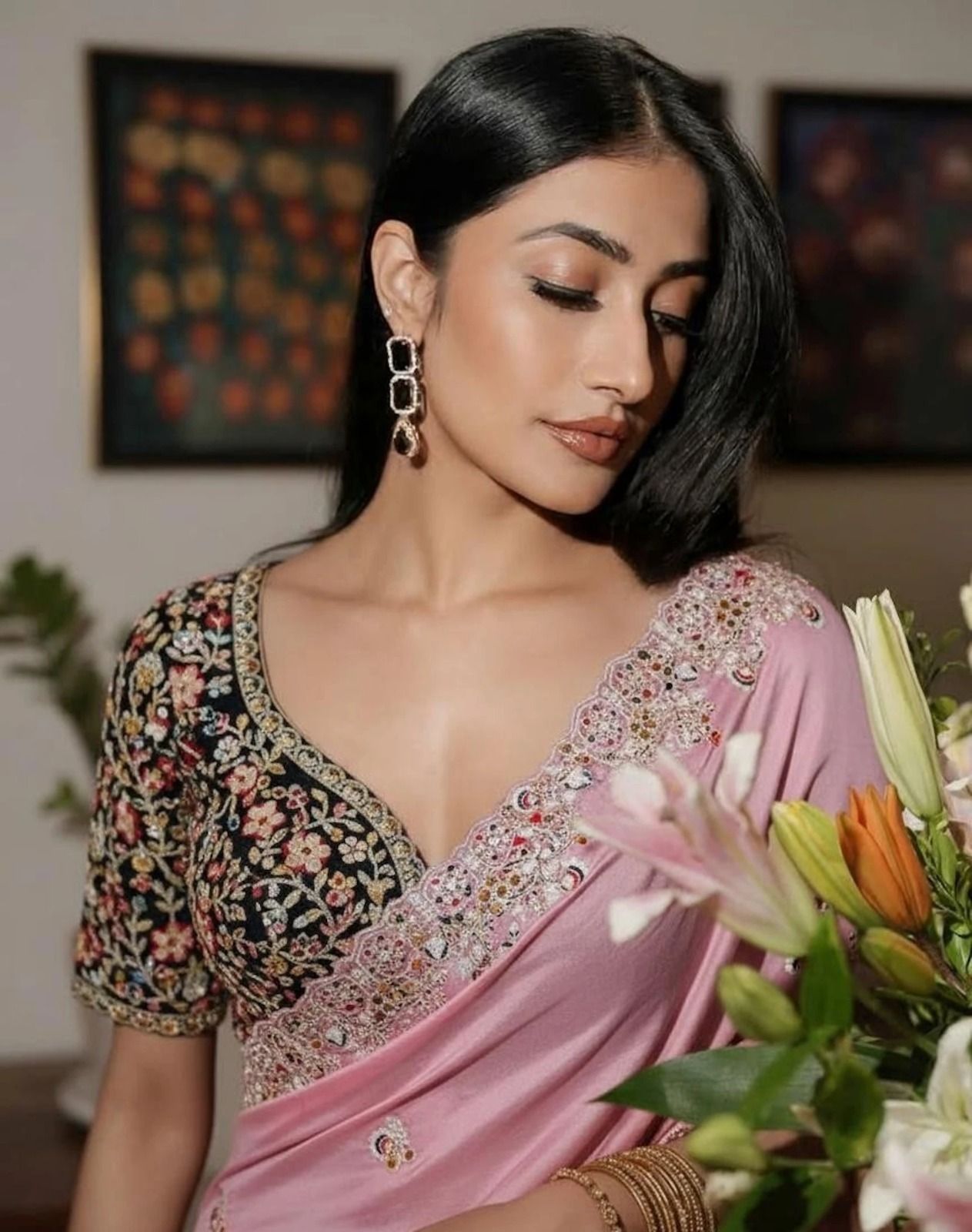 Baby Pink Silk Saree with Thread Work, view 5